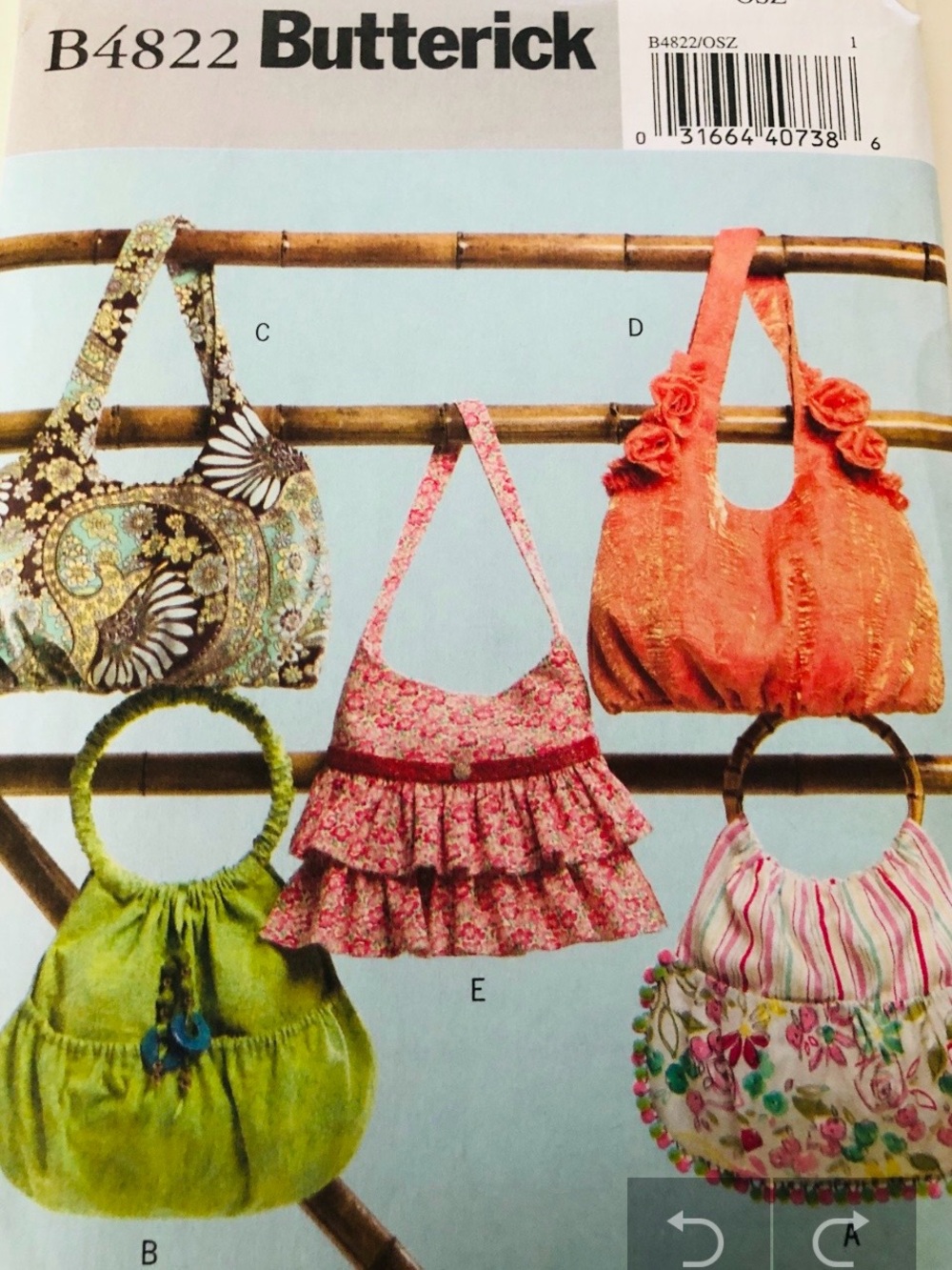 Butterick B4822 Handbags Purses Uncut